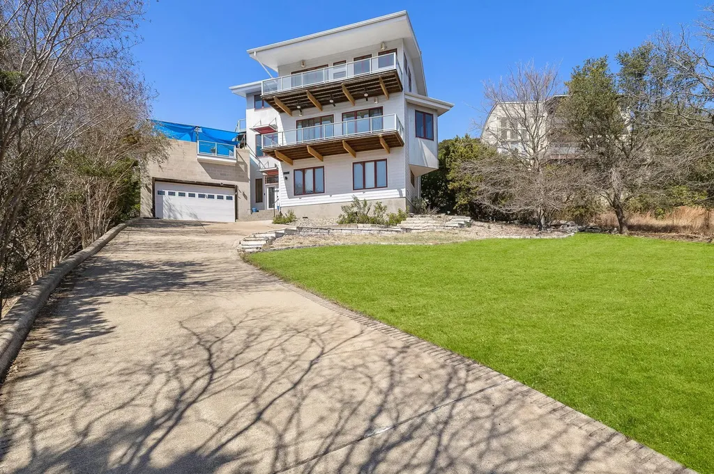 14020 Lake View Drive Austin TX 78732