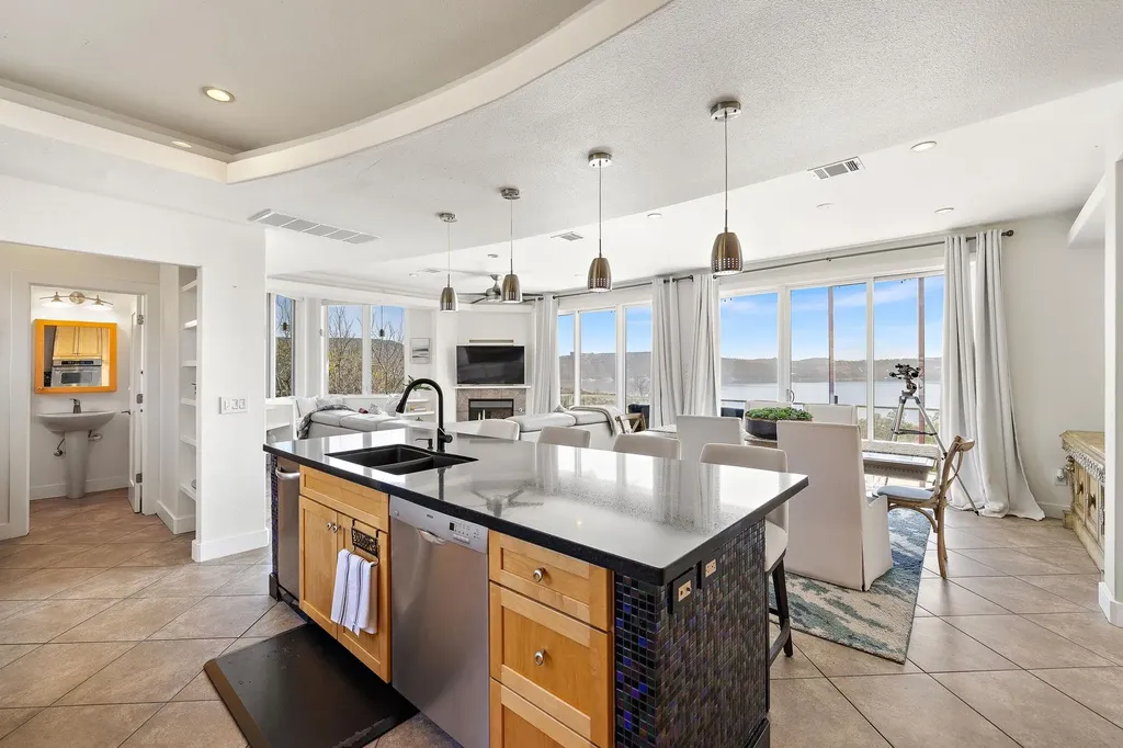 14020 Lake View Drive Austin TX 78732