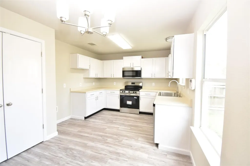 13416 Marie Lane Manor TX 78653
