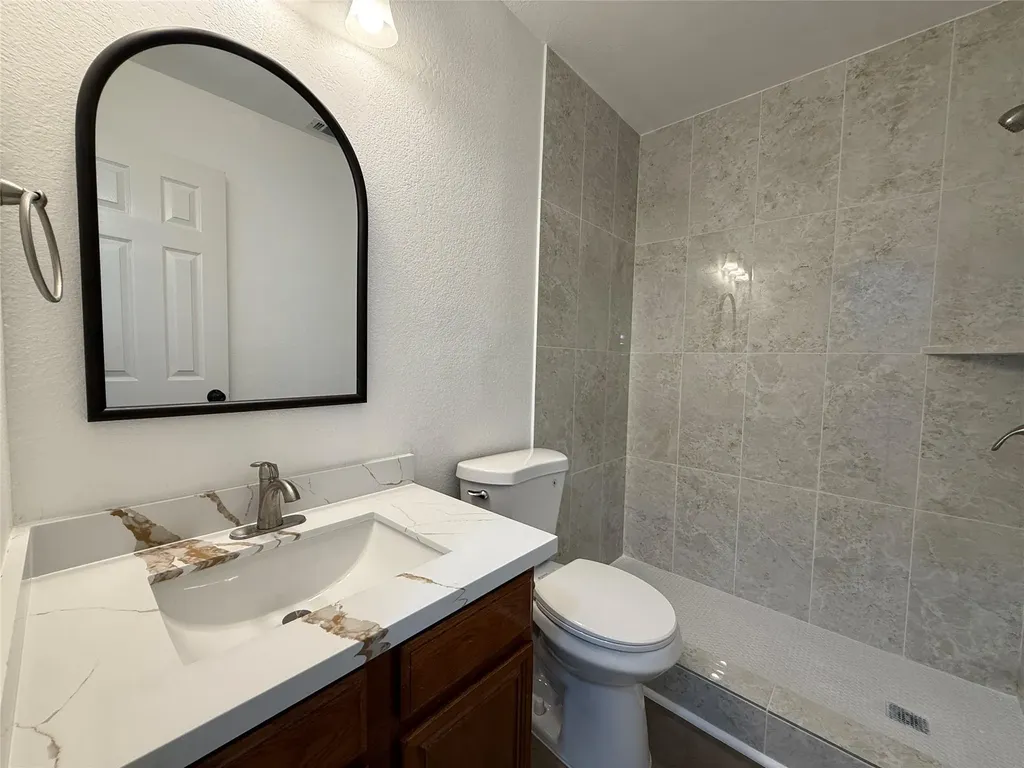 1621 Parkfield Circle Round Rock TX 78664
