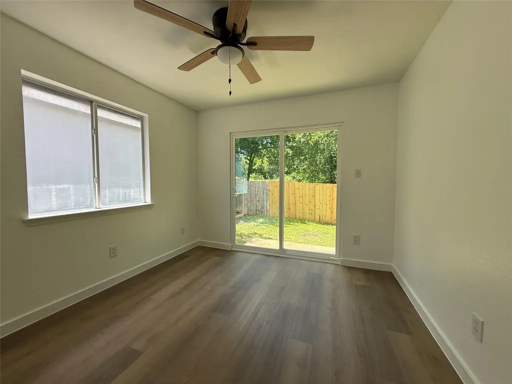 1621 Parkfield Circle Round Rock TX 78664