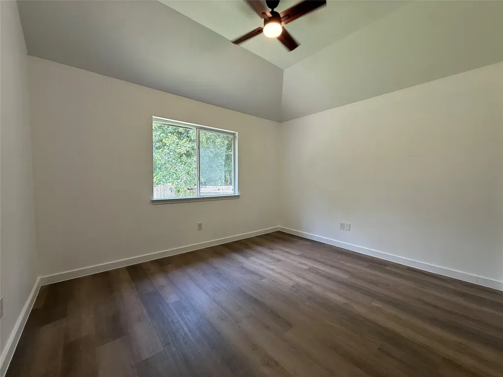1621 Parkfield Circle Round Rock TX 78664