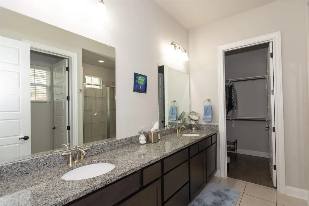 4733 Collins Street Round Rock TX 78681