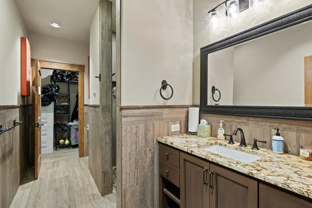 11842 Rim Rock Trail Austin TX 78737