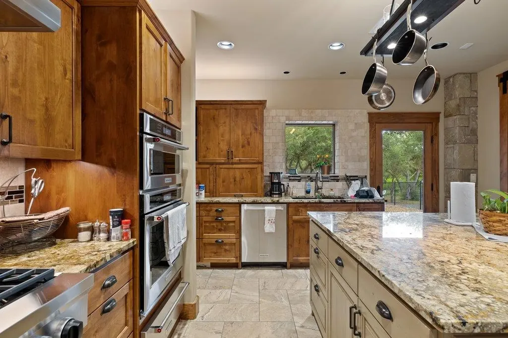 11842 Rim Rock Trail Austin TX 78737