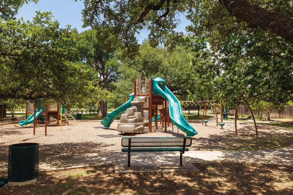 824 Tabernash Drive Leander TX 78641