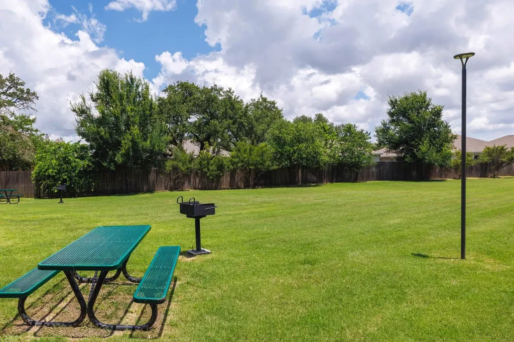 824 Tabernash Drive Leander TX 78641
