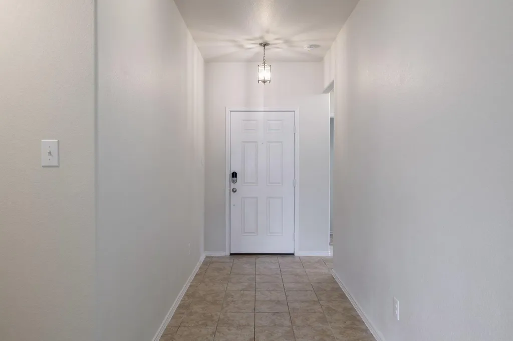 824 Tabernash Drive Leander TX 78641
