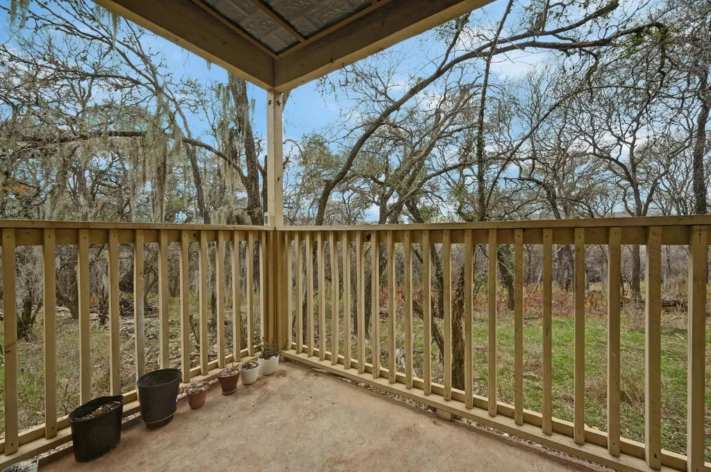 1013 Chestnut Street San Marcos TX 78666