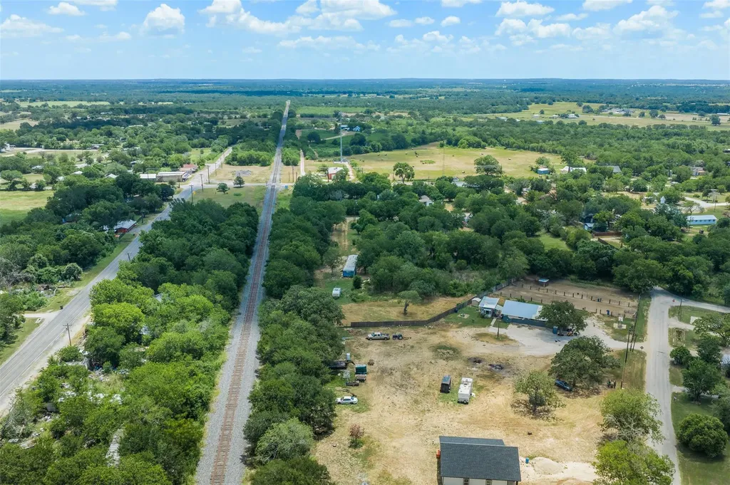 80 Packard Drive Dale TX 78616