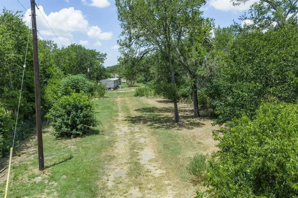 80 Packard Drive Dale TX 78616