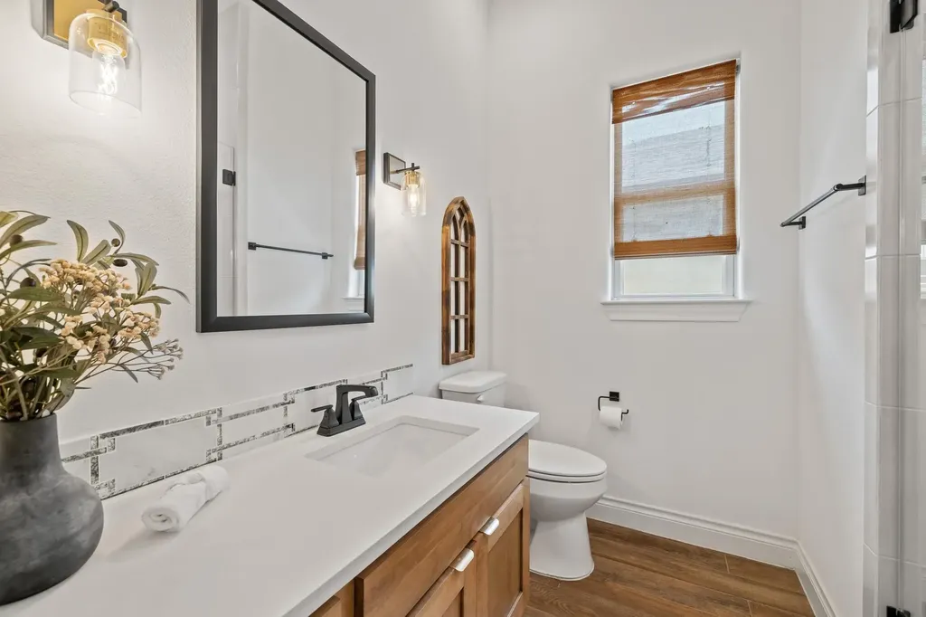 925 Indian Hawthorne Drive Georgetown TX 78628