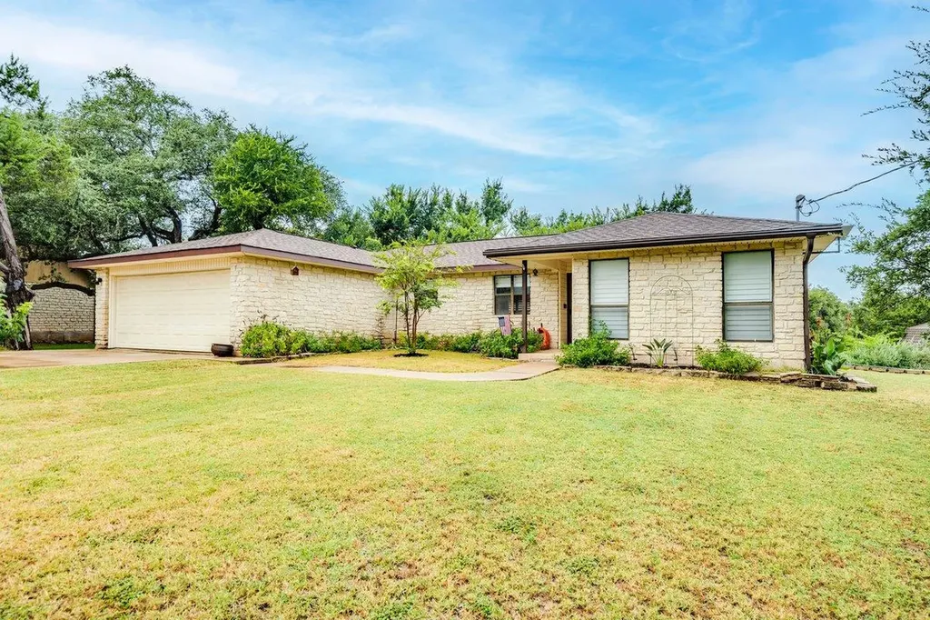 104 Clear Springs Road Georgetown TX 78628