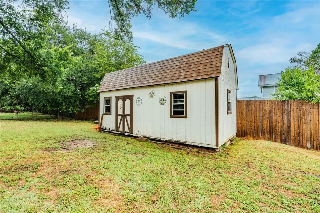 104 Clear Springs Road Georgetown TX 78628