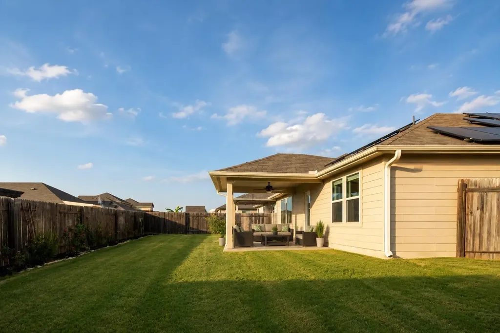117 Blooming Trail Kyle TX 78640