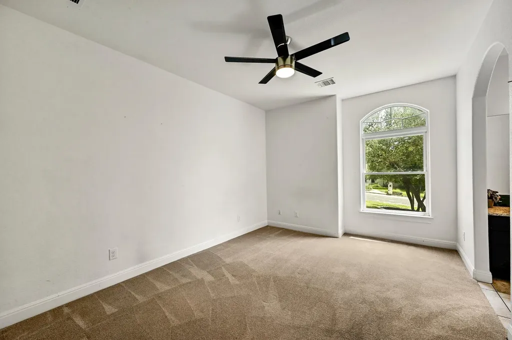 9402 Springwood Drive Austin TX 78750