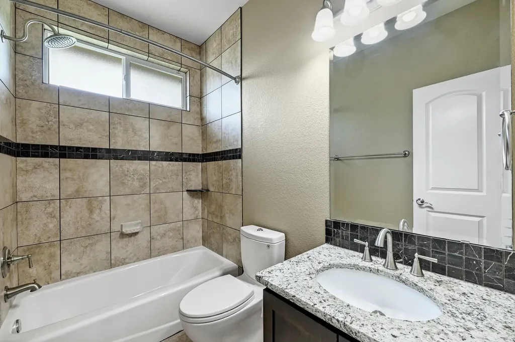9402 Springwood Drive Austin TX 78750