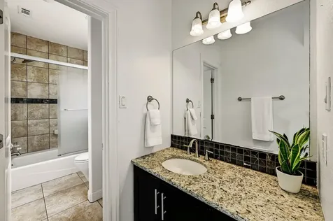 9402 Springwood Drive Austin TX 78750
