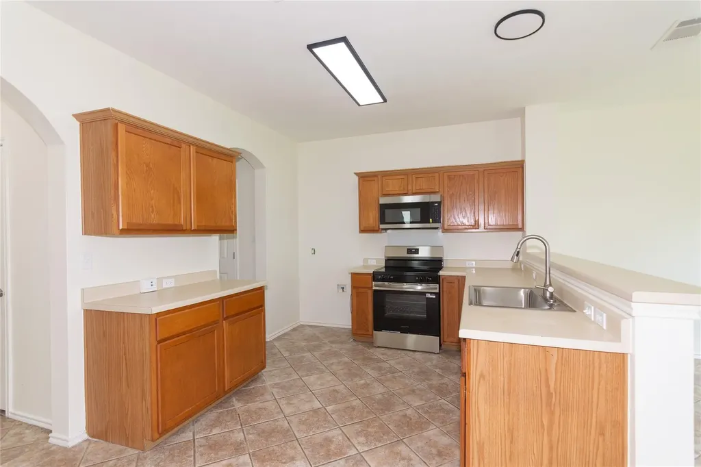 18209 Maxa Drive Manor TX 78653