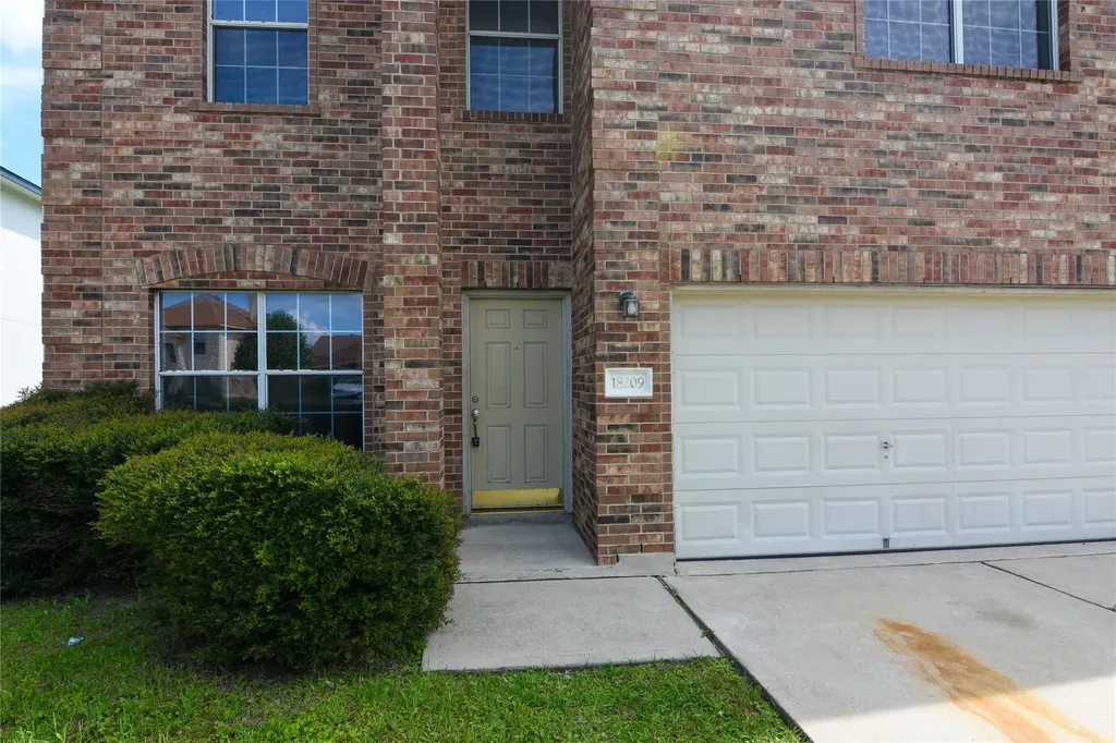 18209 Maxa Drive Manor TX 78653