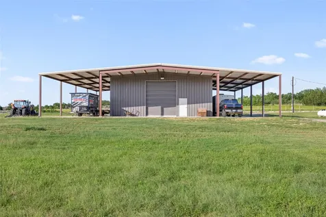 1981 County Road 202 Caldwell TX 77836