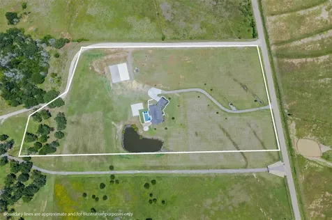 1981 County Road 202 Caldwell TX 77836