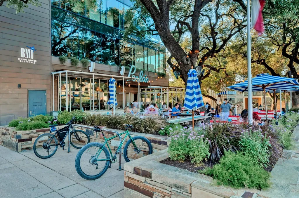 412 Krebs Lane Austin TX 78704