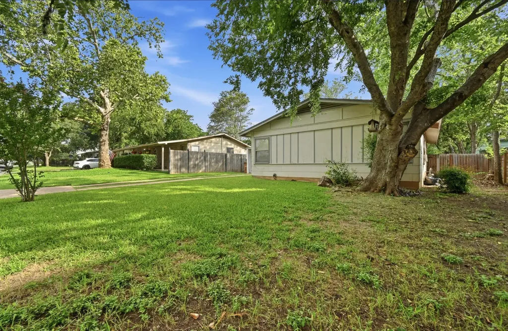 412 Krebs Lane Austin TX 78704