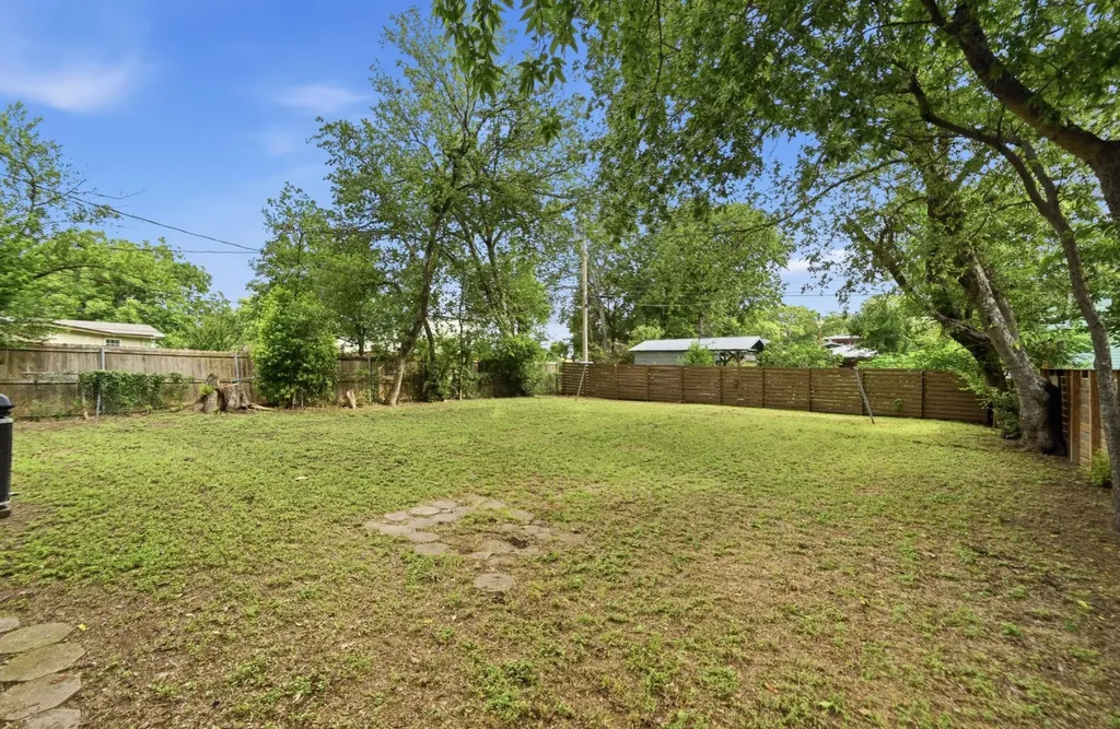 412 Krebs Lane Austin TX 78704
