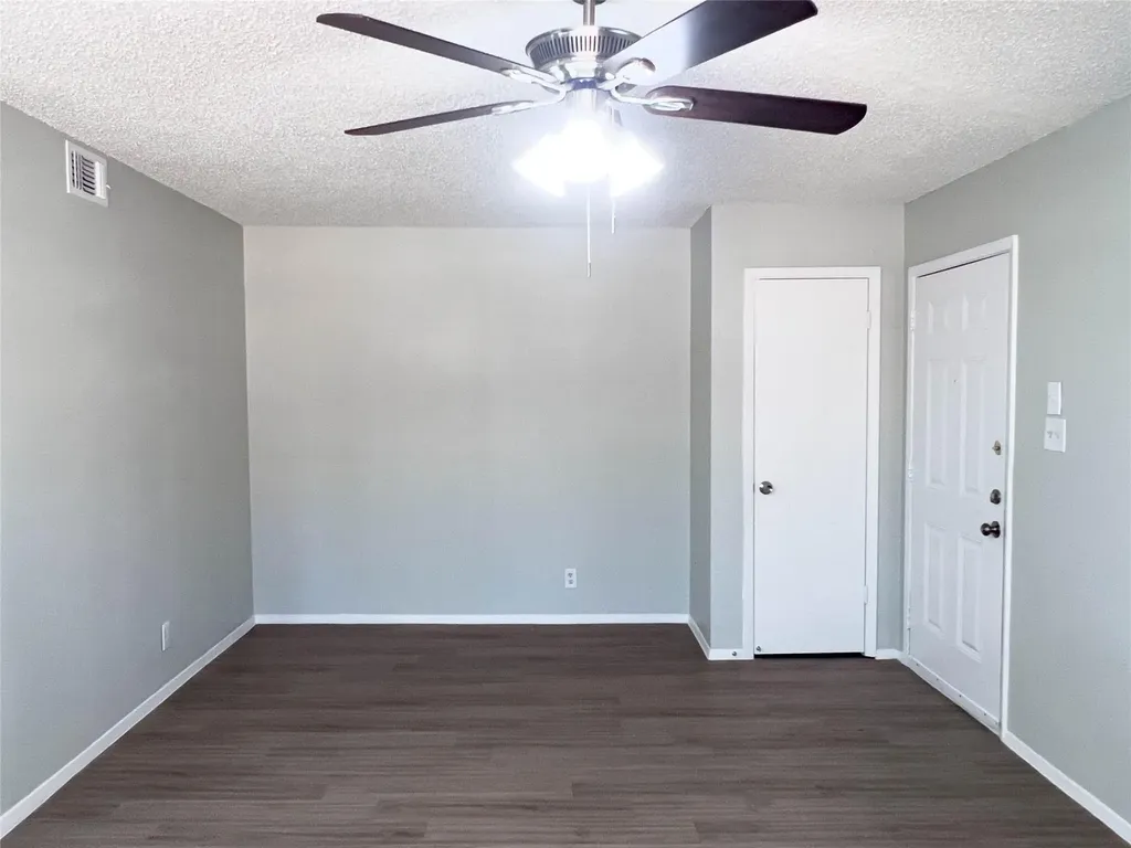 8907 Parkfield Drive Austin TX 78758