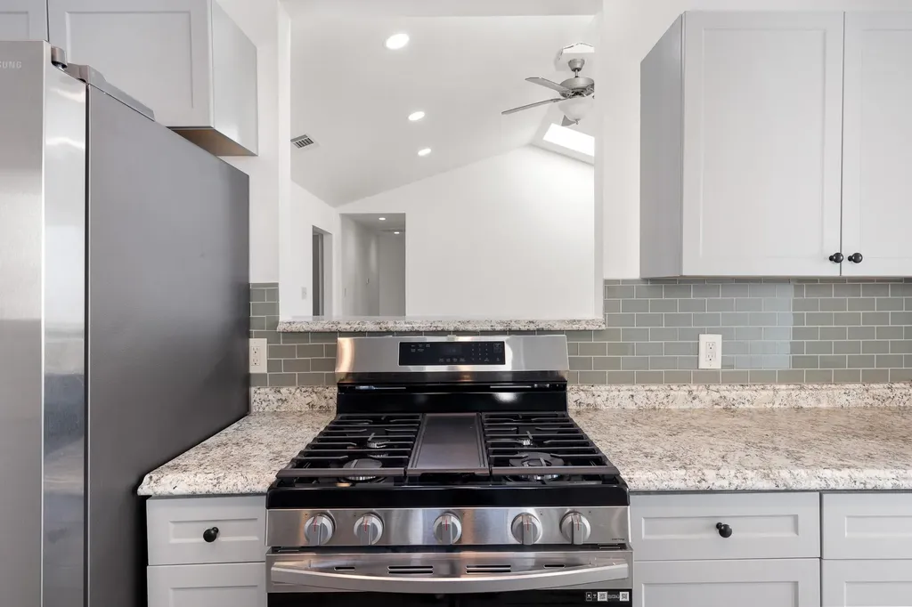 4806 Carsonhill Drive Austin TX 78723