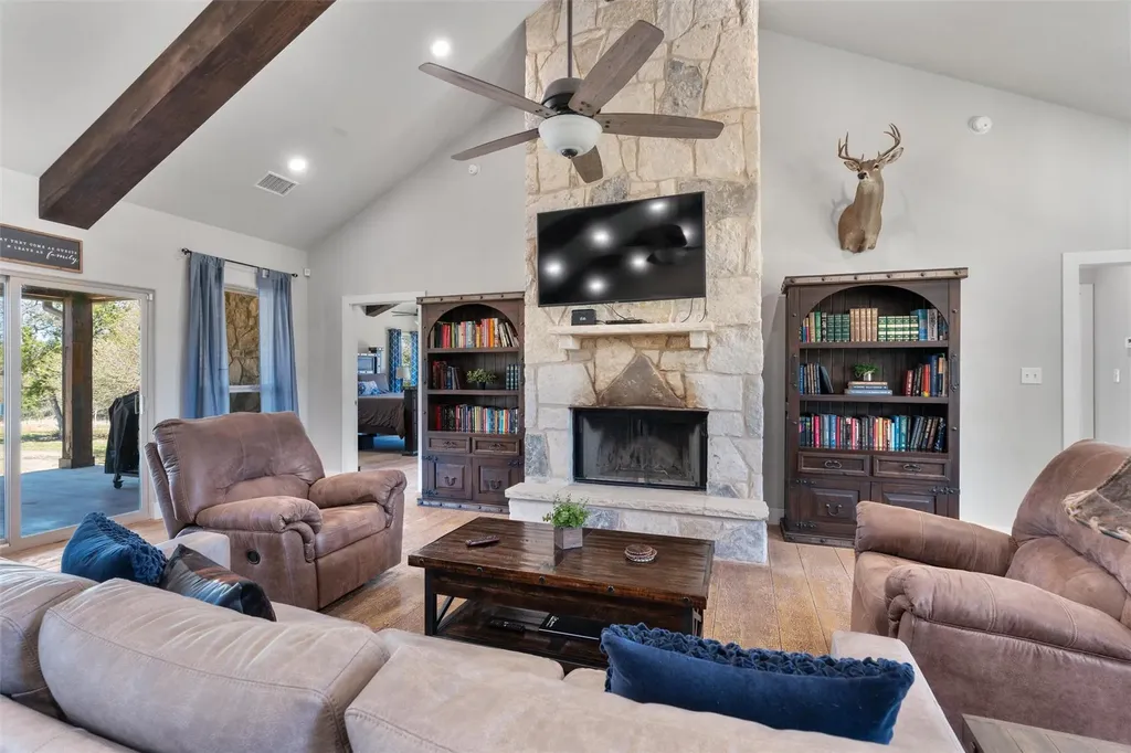 835 Sunny Slope Road Liberty Hill TX 78642