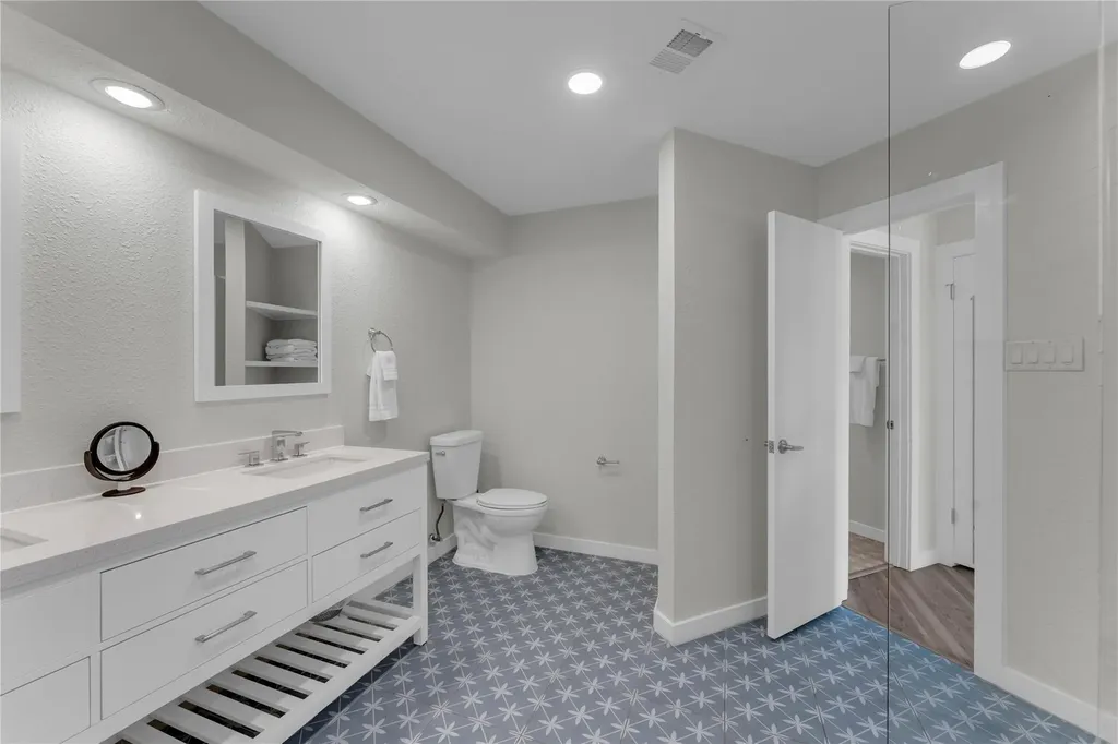 4310 River Oaks Drive Kingsland TX 78639