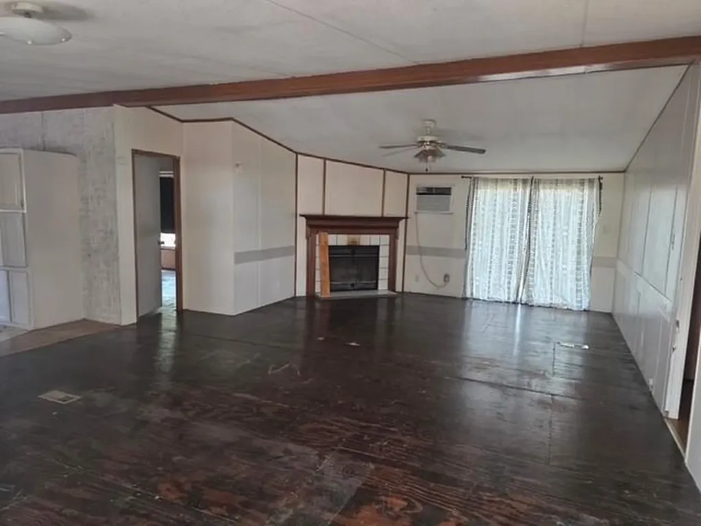 201 Aster Street Kingsland TX 78639