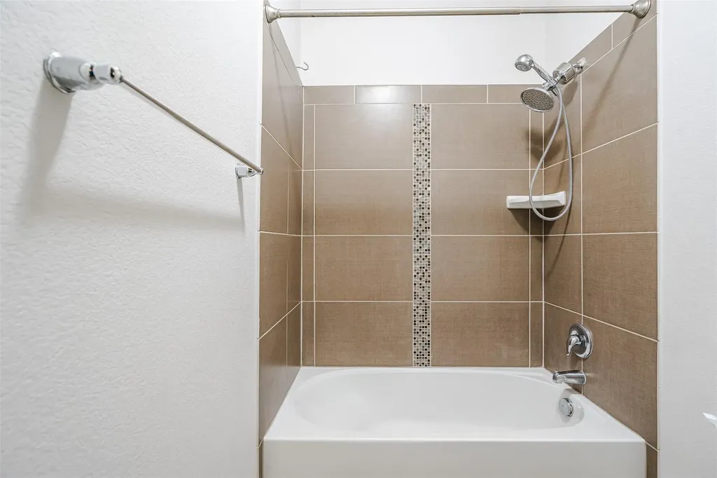3304 Mendips Lane Pflugerville TX 78660