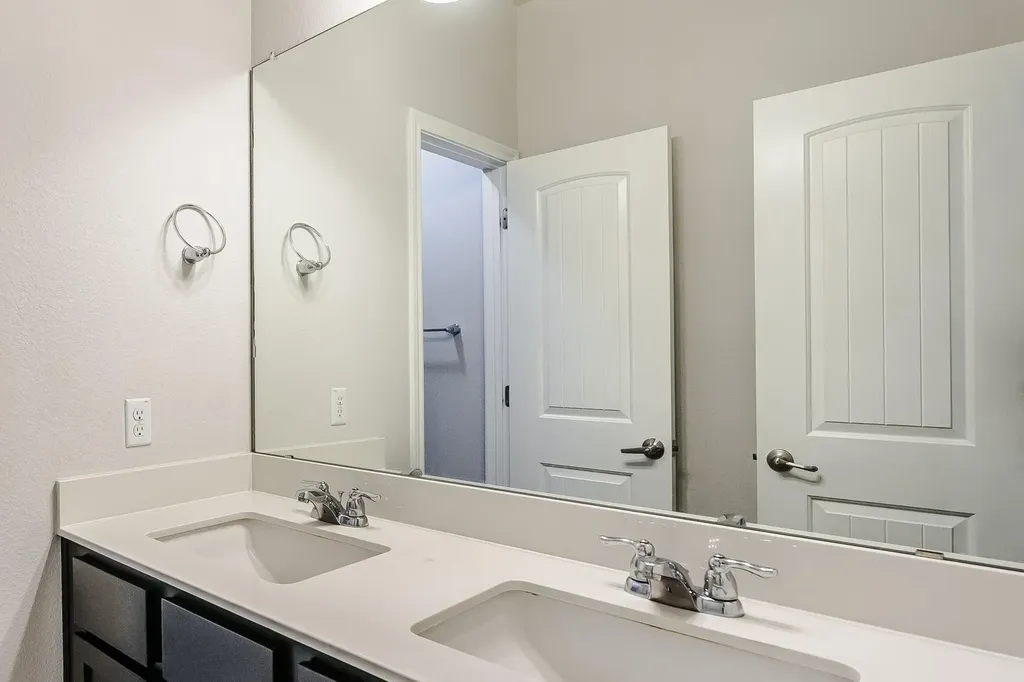 3304 Mendips Lane Pflugerville TX 78660