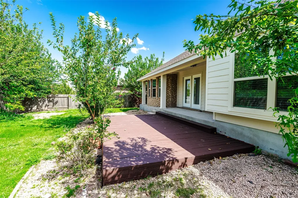 3304 Mendips Lane Pflugerville TX 78660