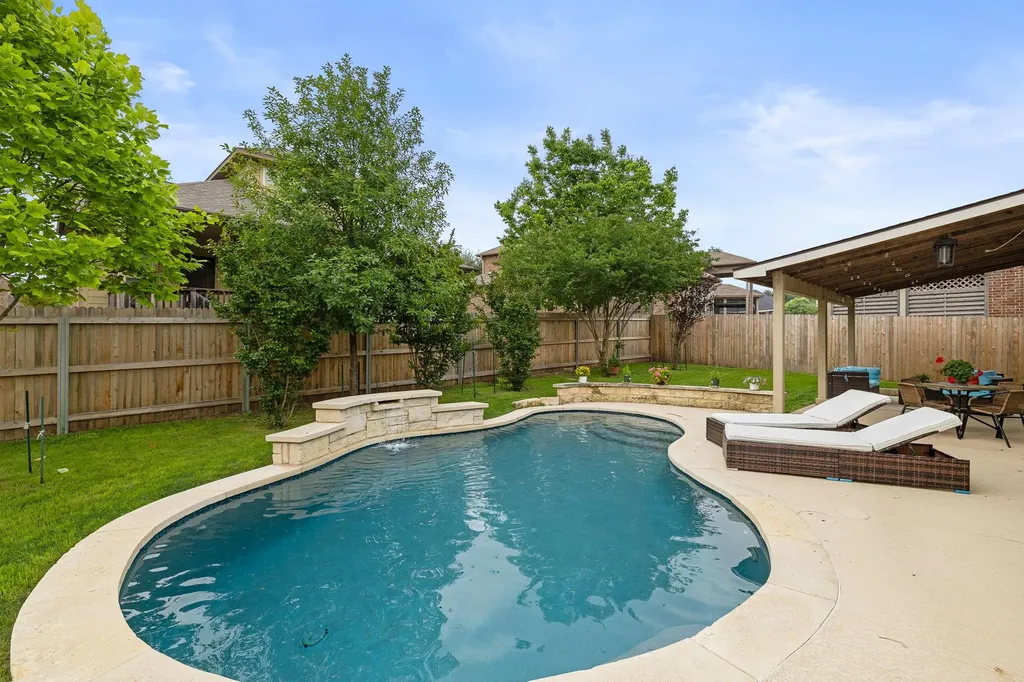 1143 Huntington Trail Round Rock TX 78664
