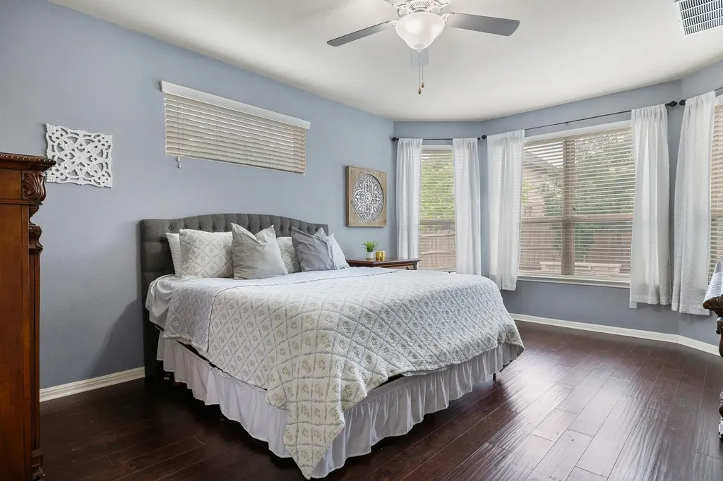 1143 Huntington Trail Round Rock TX 78664