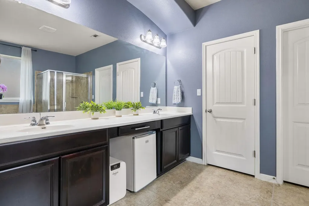 1143 Huntington Trail Round Rock TX 78664