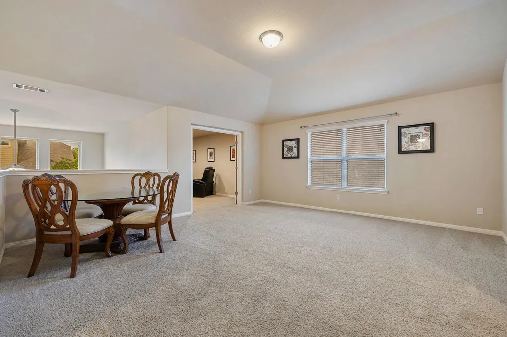 1143 Huntington Trail Round Rock TX 78664