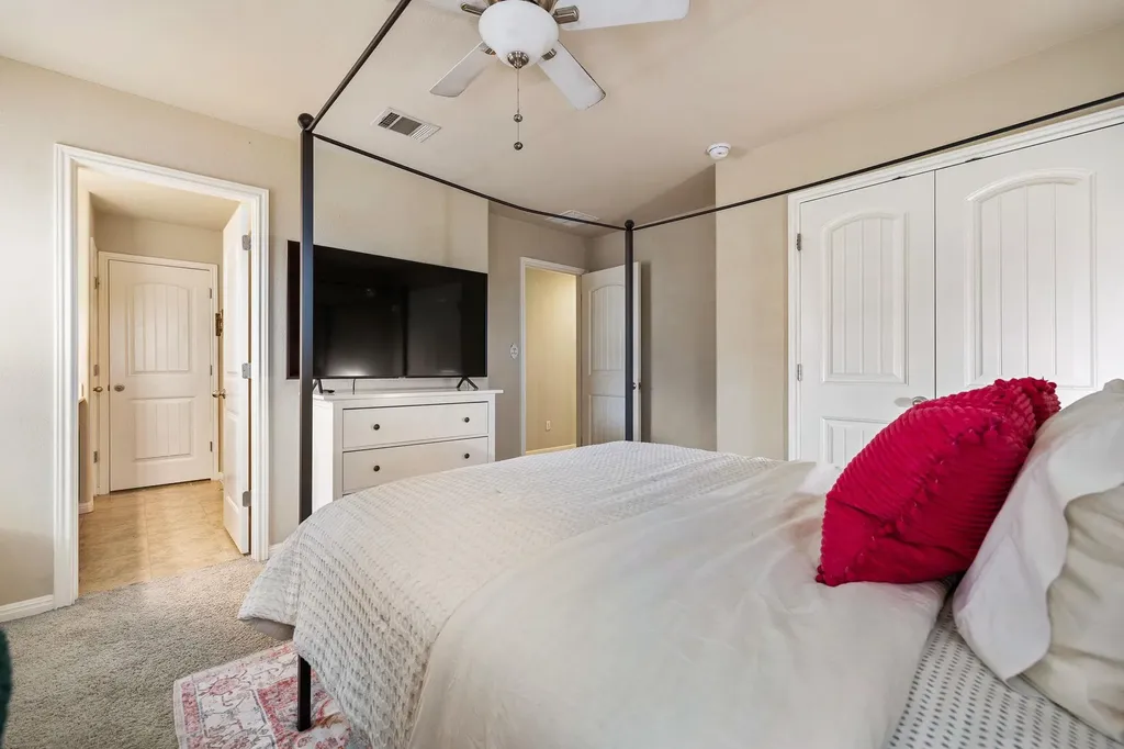 1143 Huntington Trail Round Rock TX 78664