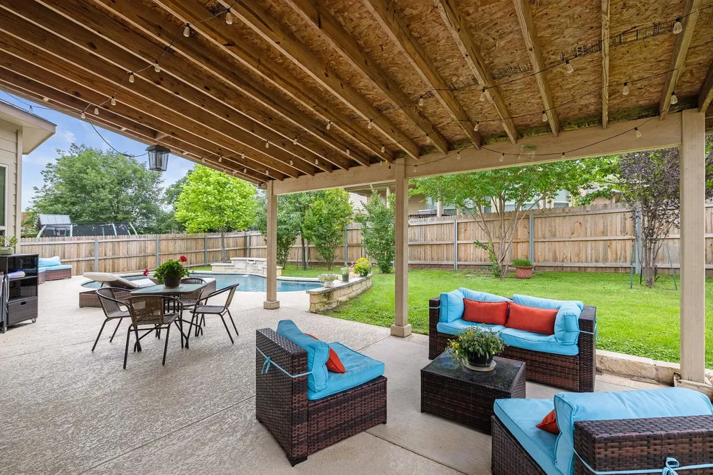 1143 Huntington Trail Round Rock TX 78664