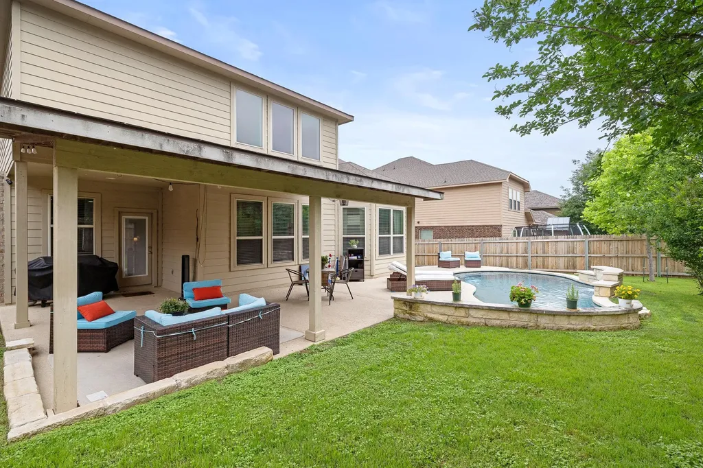 1143 Huntington Trail Round Rock TX 78664