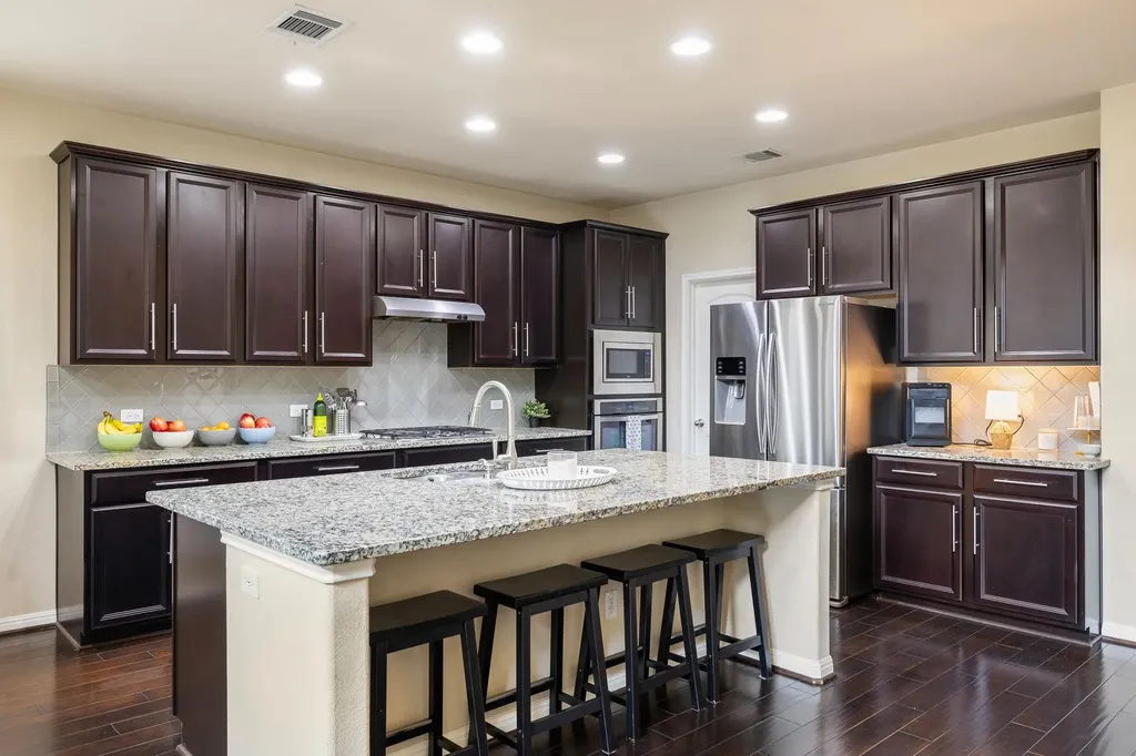 1143 Huntington Trail Round Rock TX 78664
