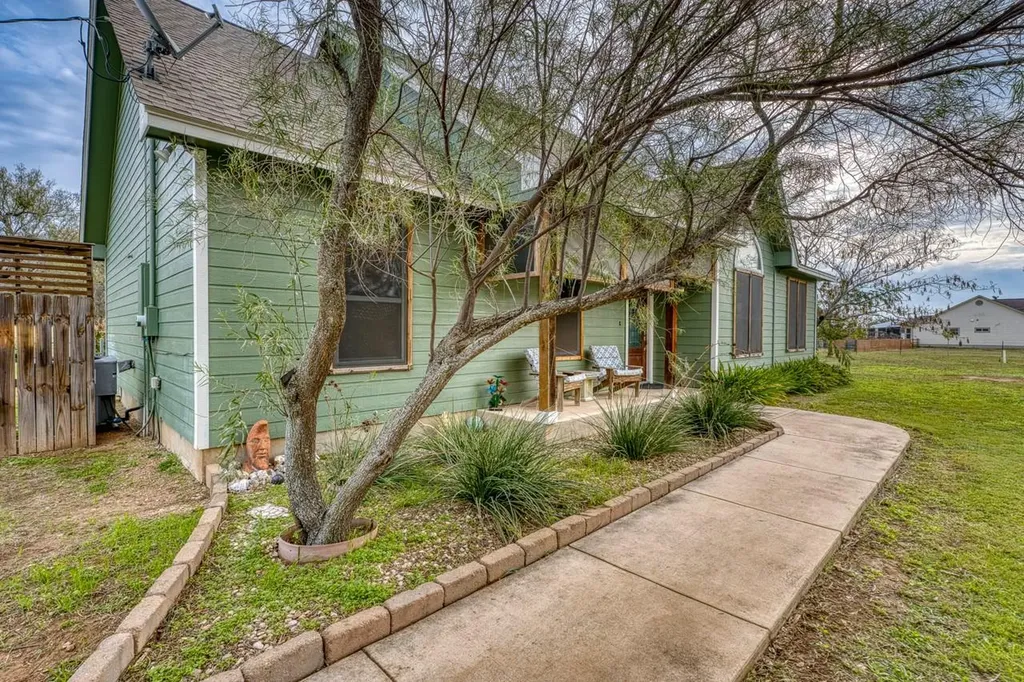 2901 Fm 1980 Marble Falls TX 78654