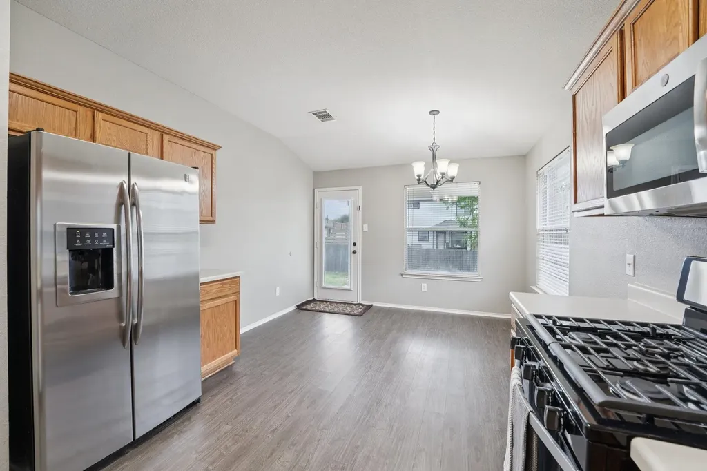 1115 Whitley Drive Leander TX 78641