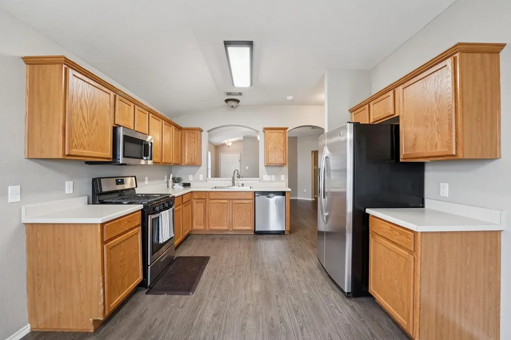 1115 Whitley Drive Leander TX 78641
