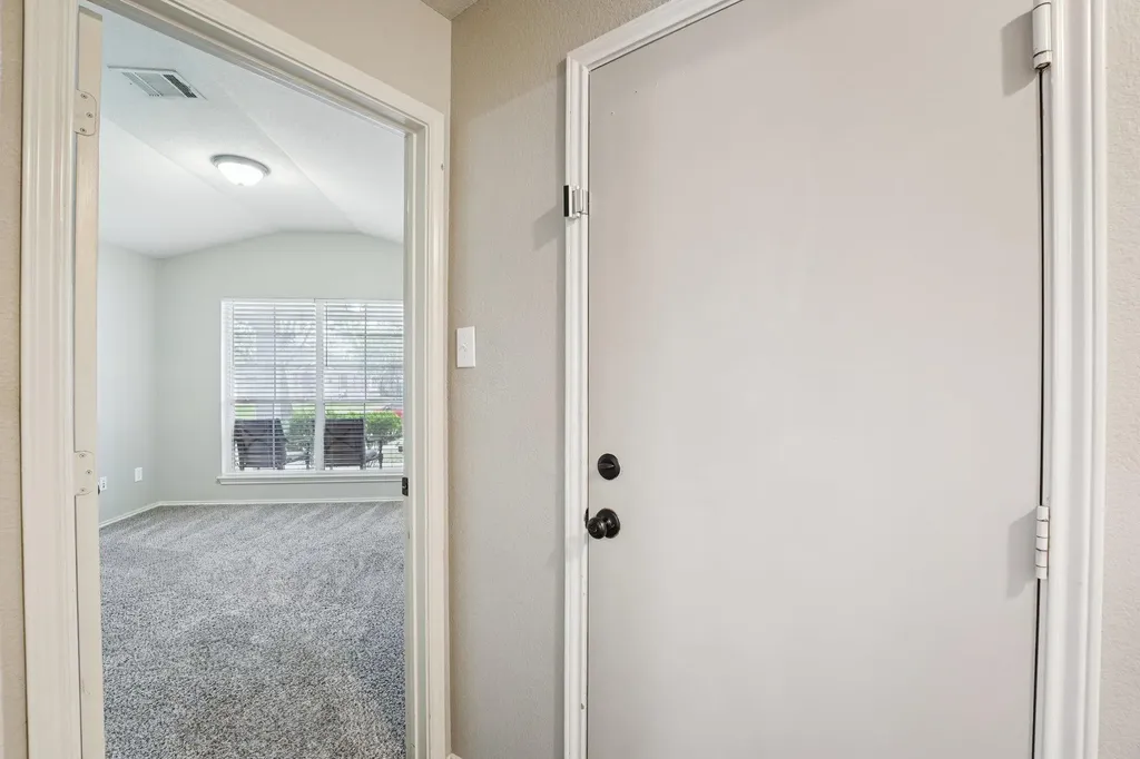 1115 Whitley Drive Leander TX 78641