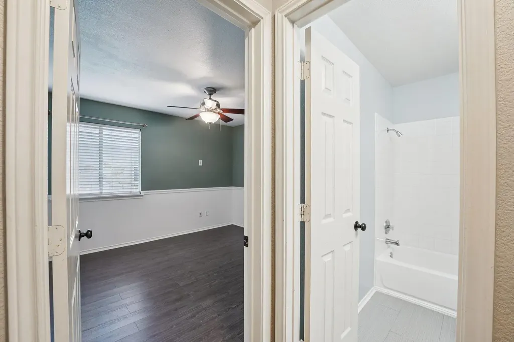 1115 Whitley Drive Leander TX 78641